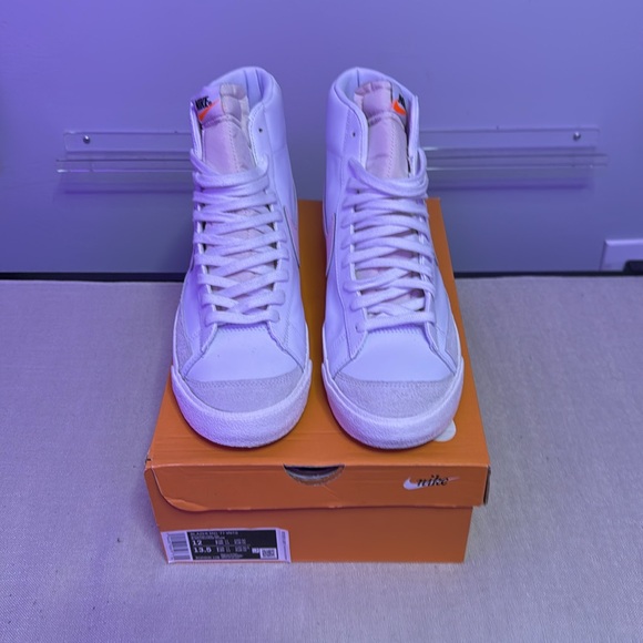 Nike Blazer Mid 77 Vintage High Top Sneakers - Picture 2 of 4